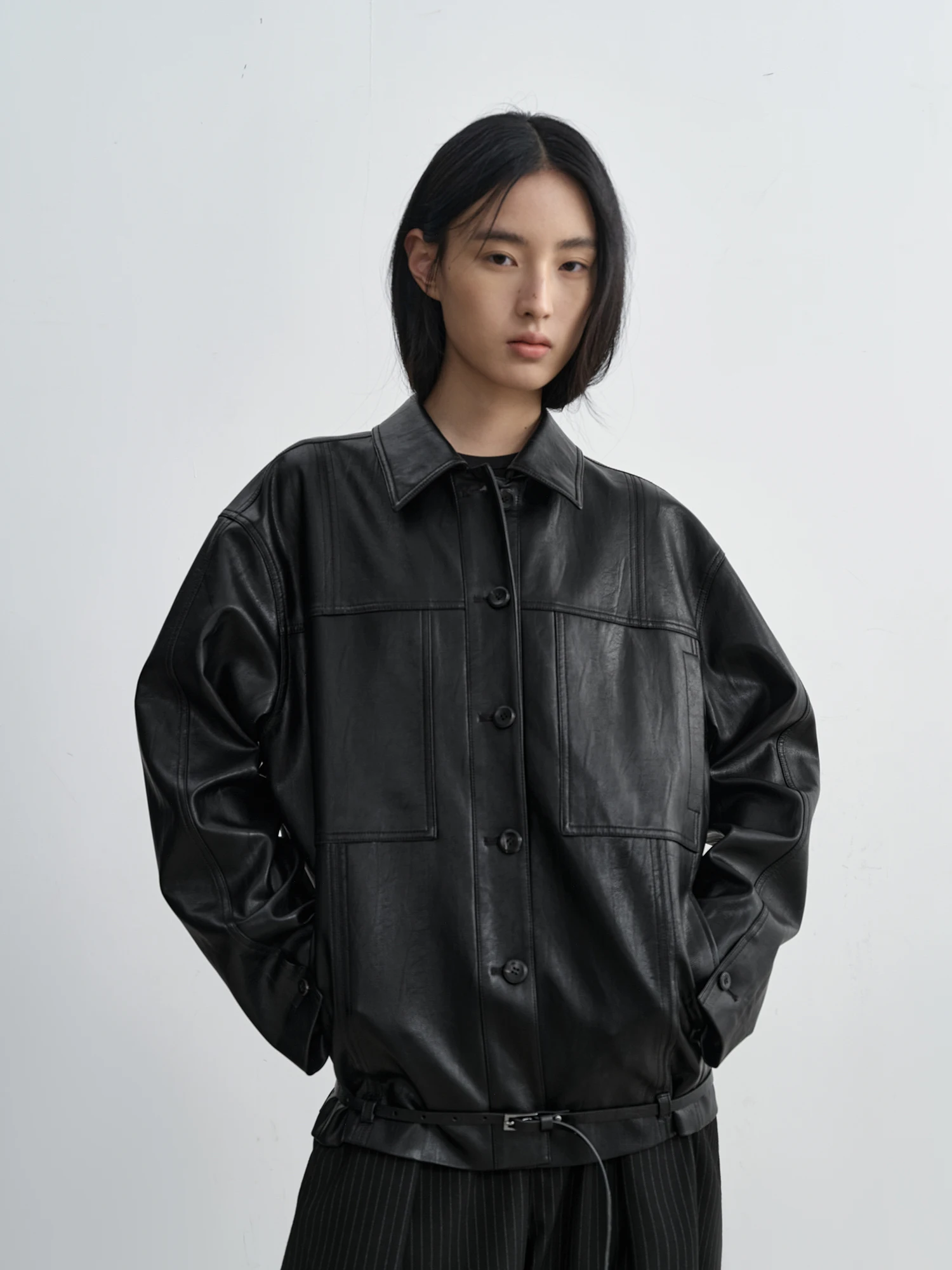 

Простая женская куртка из искусственной кожи с поясом и воротником-стойкой, бренд HaveRice, удобная для повседневной носки, стандартный крой, длинный рукав