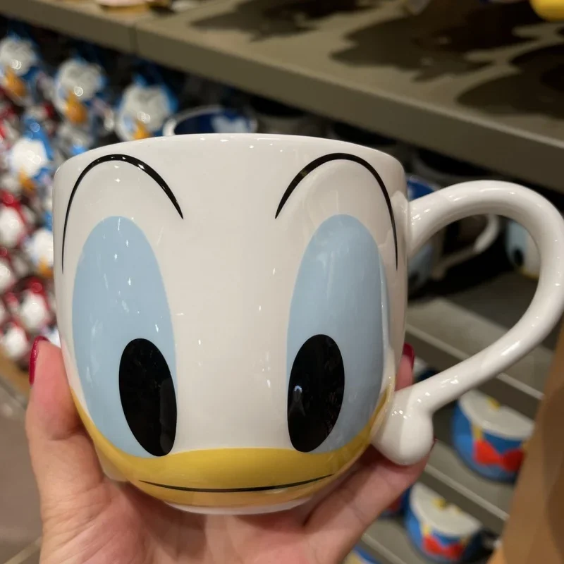 Disney Mickey And Friends Mickey Mouse Donald Duck Cartoon Creative Ceramic Mug tazza da caffè tazze da latte bicchieri tazza d'acqua regalo