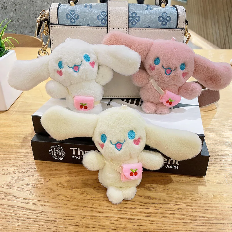 Sanrio อบเชยสุนัข Plush พวงกุญแจน่ารัก Cinnamoroll กระเป๋านักเรียนจี้ Kawaii Plush จี้ห้อยกระเป๋าถือ Kado Ulang Tahun สำหรับเด็ก