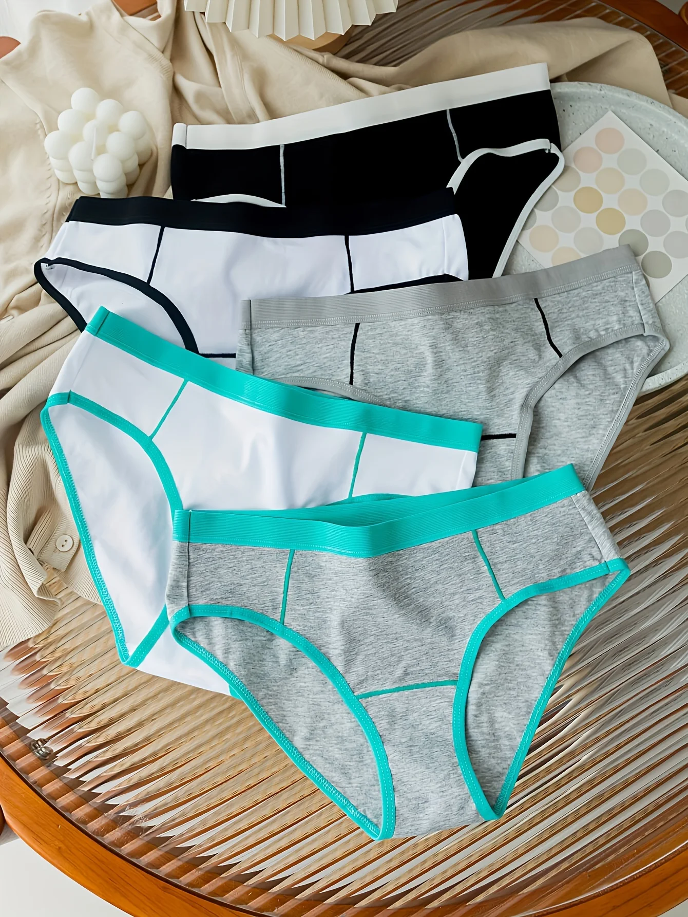 

Женские трусы разных цветов с улыбающимся лицом и цветными блоками из 5 предметов, простое женское нижнее белье из чистого хлопка