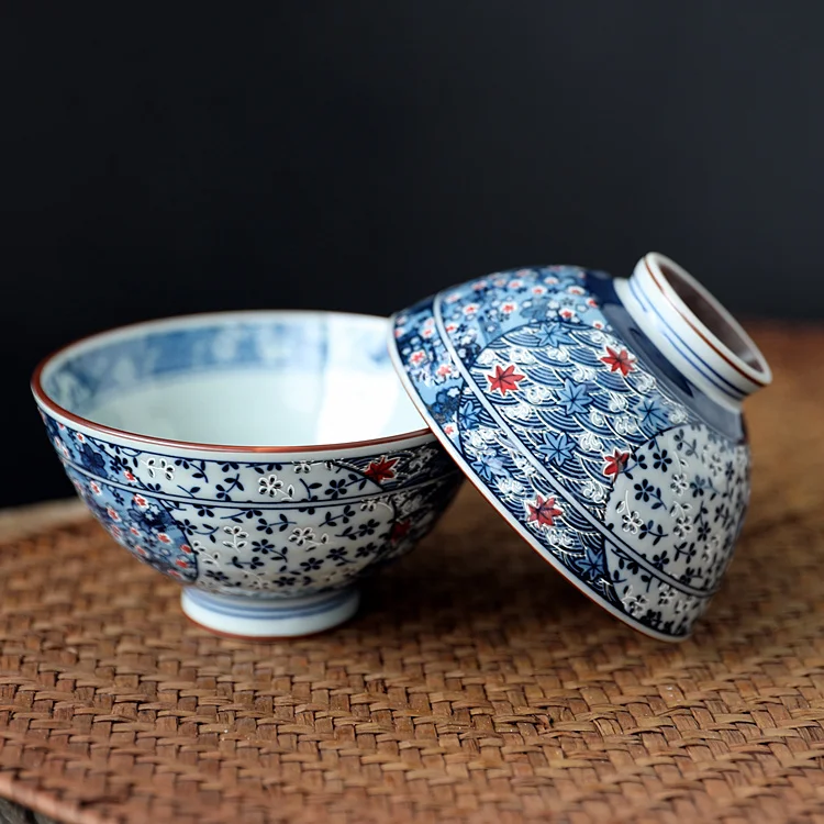 

Миска для риса Ryokutoku Cerc с синим узором сакуры, маленькая суповая миска с подглазурной росписью, японская круглая посуда для домашнего использования