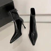 2025 nouvelles bottines pour femmes Sexy bout pointu femme bottes courtes mode casual dames mince bottes à talons hauts couleur unie Stiletto 6
