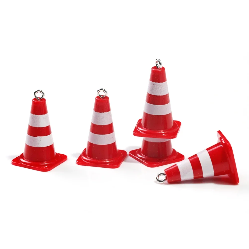 Engraçados Mini Barricada Encantos, Sinal de Estrada de Plástico, Cones de Tráfego Pingentes para Colar, Brincos, Chaveiro, Jóias DIY Fazendo Suprimentos