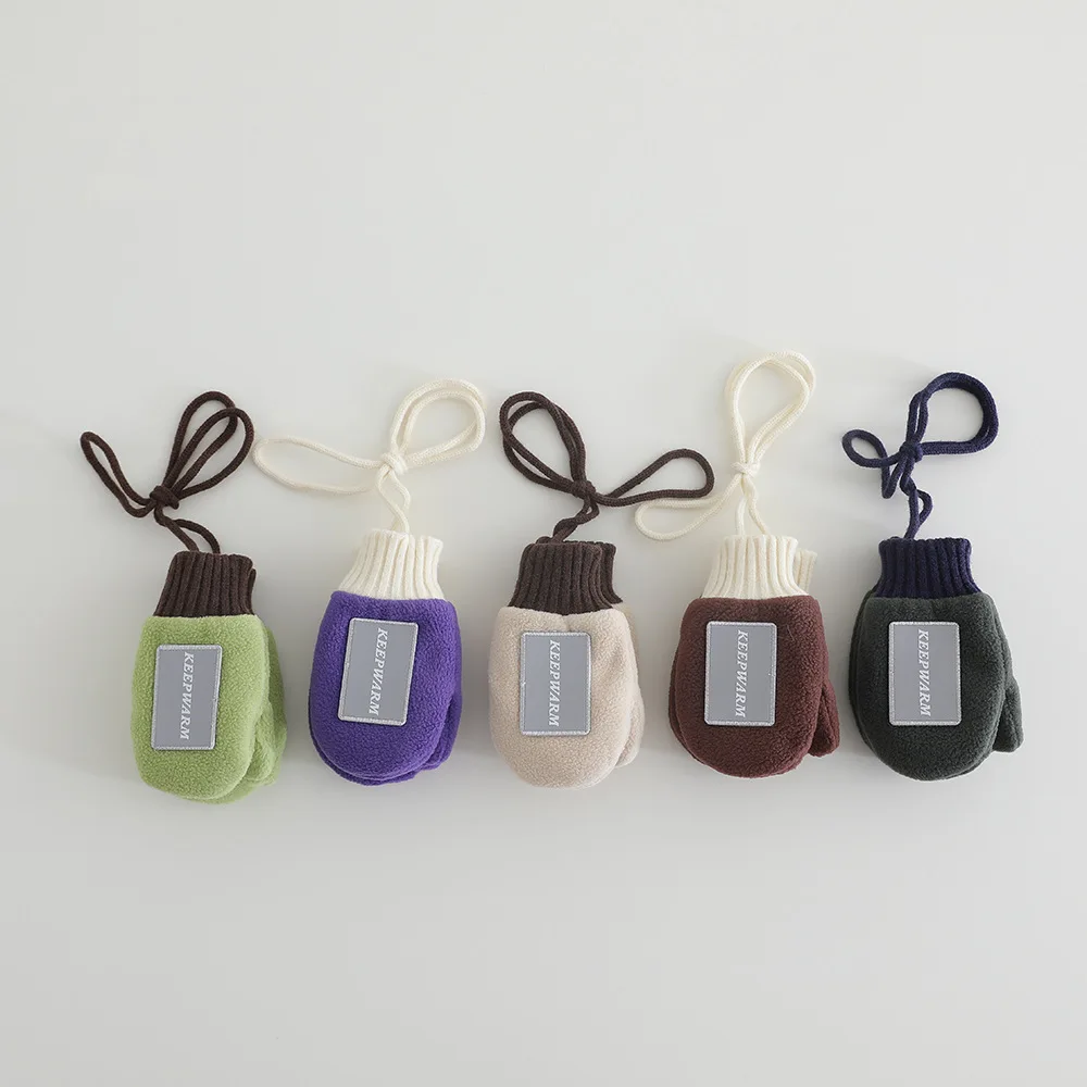 

Baby gloves with five fingers divided into autumn winter styles cute for children boys girls thickened Korean version warm