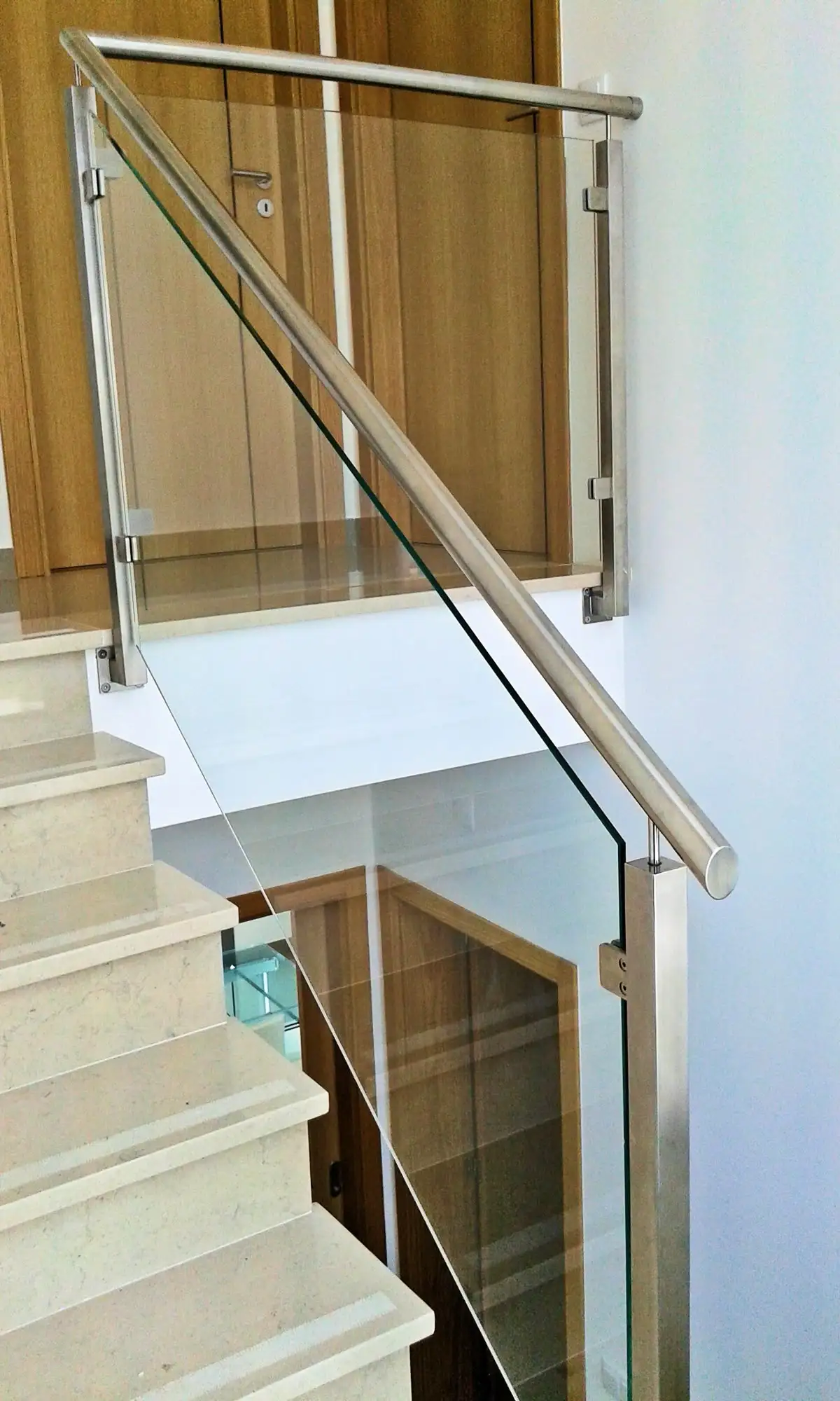 Newest Design Customized Frameless Glass Handrail Railing Metal Stainless Steel Fence Railing Deck Porch Railing Handrails