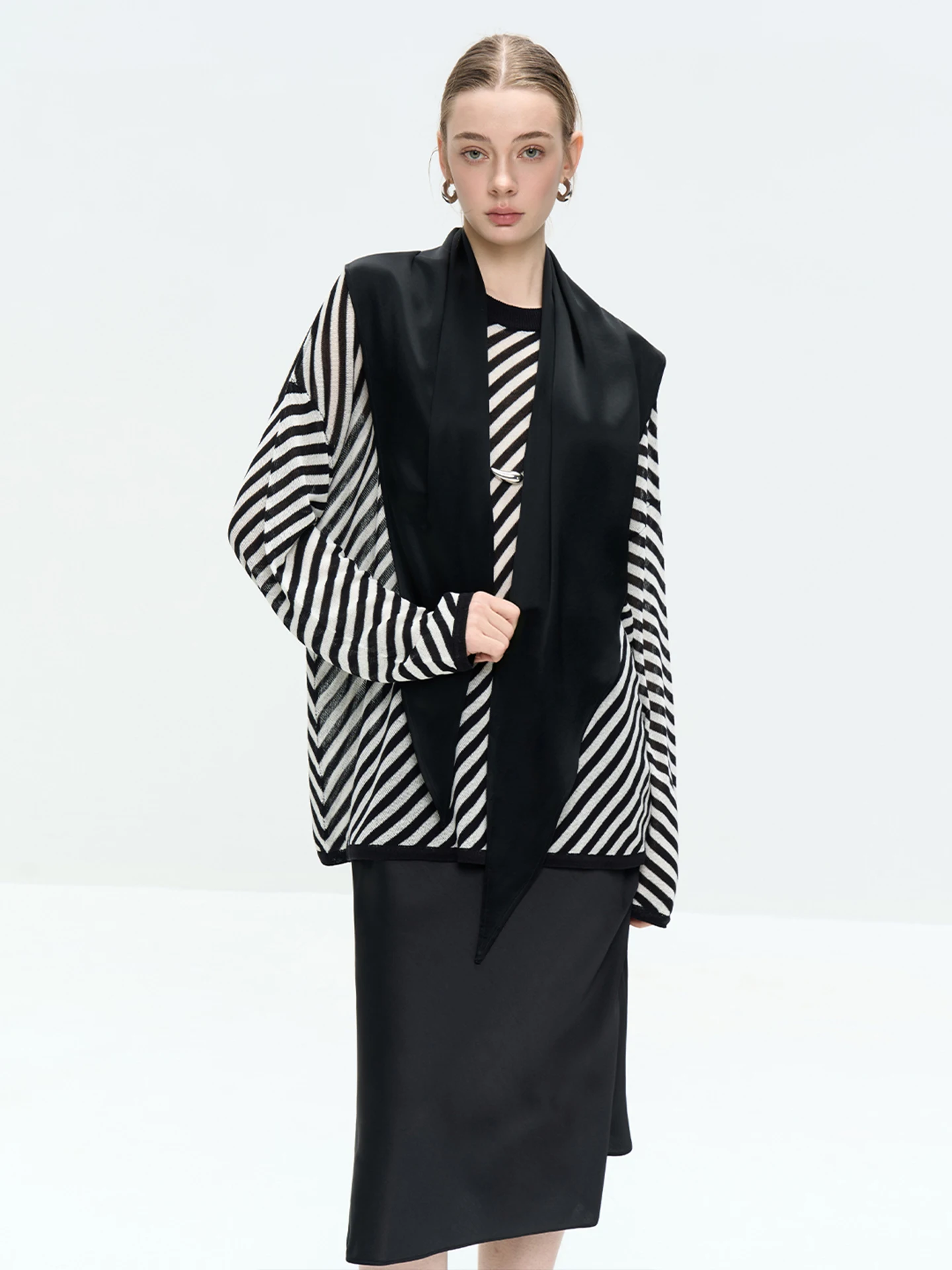 lur-black-large-scarf-women's-color-silk-scarf-spring-2026-new-style-high-end-versatile-outerwear-shoulder