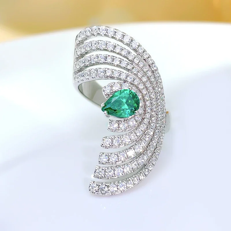 

Fashionable Personality Devil's Eye Water Drop Green Sterling Silver Ring Inlaid with High Carbon Diamond Trend Wedding