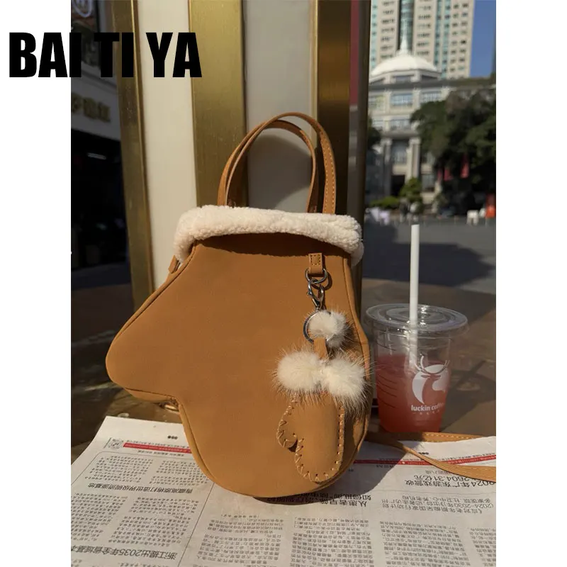 

Original BAI TIYA Lamb Fur Glove Bag Vintage Handbag Crossbody Bag Faionable Autumn Winter New Sle Waterproof Polyester L...