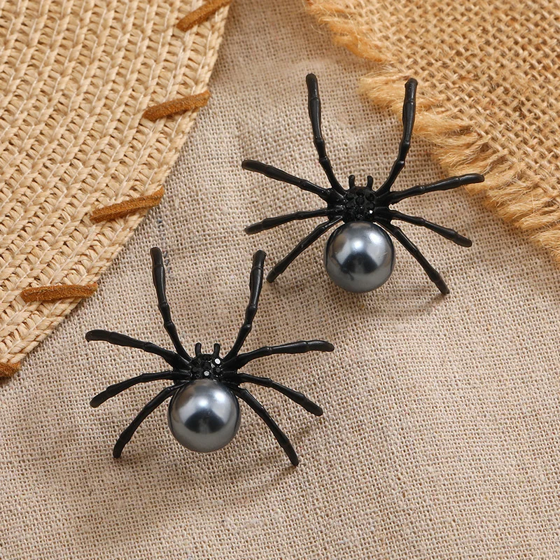 New Exaggerated Gothic Dark Halloween Earrings For Women Simple Personality Punk Black Spider Pearl Stud Earrings Party Jewelry