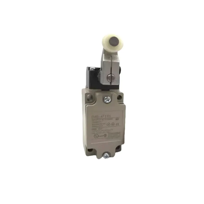 New original D4B-4111N Safety travel limit switch module
