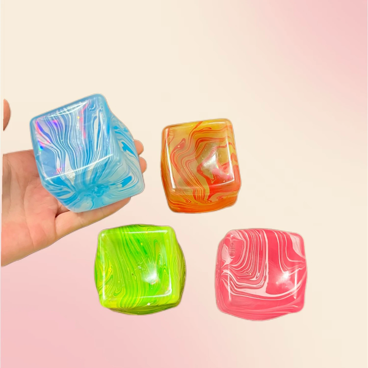 Stress relieving flow pattern cube kneading, three-dimensional kneading venting toy slow rebound decompression