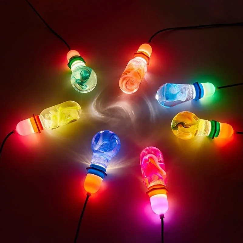 Les souhaits colorés extérieurs de LED regardent l'horloge de célébrité d'Internet dans le parc pittoresque