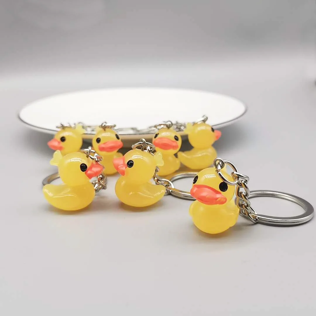 Cute Mini Cartoon Little Yellow Duck Keychain For Men And Women Fashion Bag Pendant Car Key Ring Friend Couple Gift Wholesale