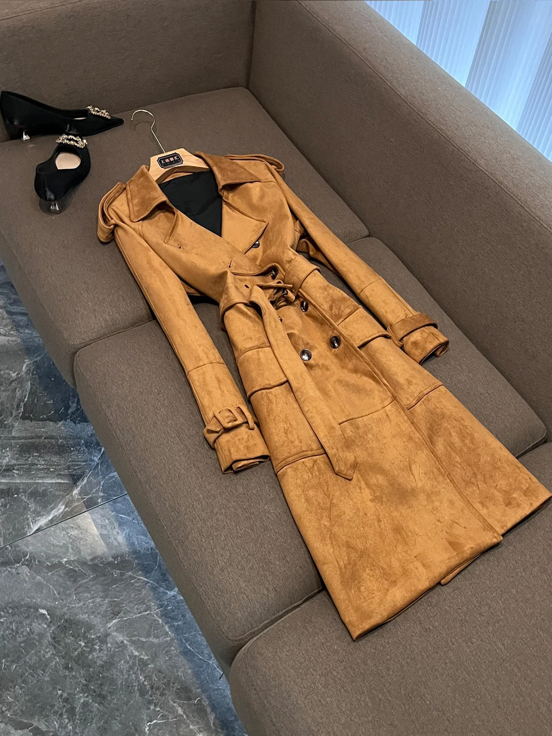 

Retro Luxury Double Breasted Suede Vest Double Pocket Commuter Coat Elegant Long Outerwear Z80 Women's Business Suit