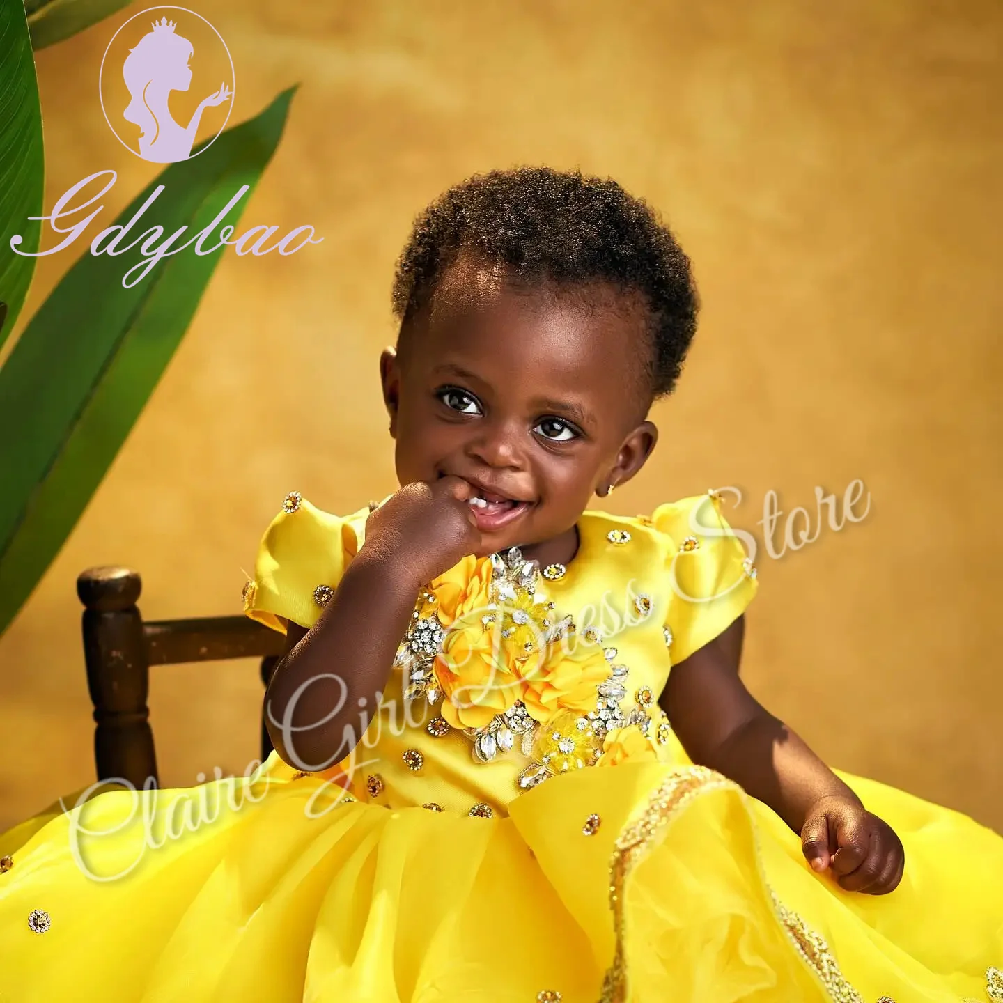 Customized Yellow Flower Girl Dresses For Wedding Appliques Sequins 3D Flower Baby Birthday Party First Communion Pageant Gown