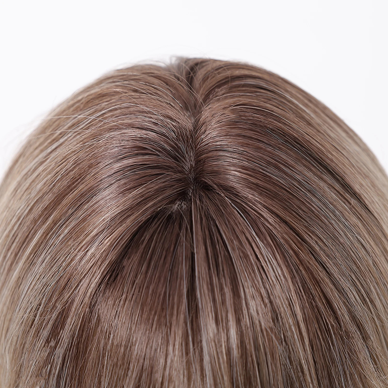 Ombre Blond Peruki Długie Proste Warstwowe Peruki z Grzywką Mieszane Blond Naturalna Syntetyczna Peruka dla Kobiet Codzienna Impreza Odporna na Ciepło