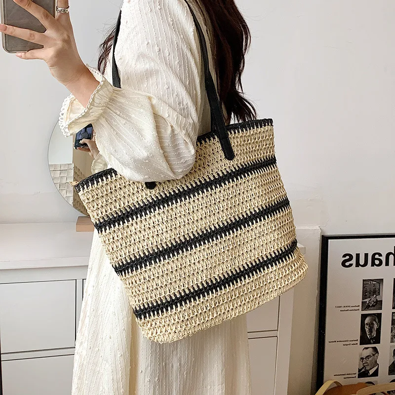 Vintage Straw Rattan Woven Bags Handmade Summer Beach Bags Ladies Large Capacity Shoulder Bag Bohemia Travel Handbags Totes sac