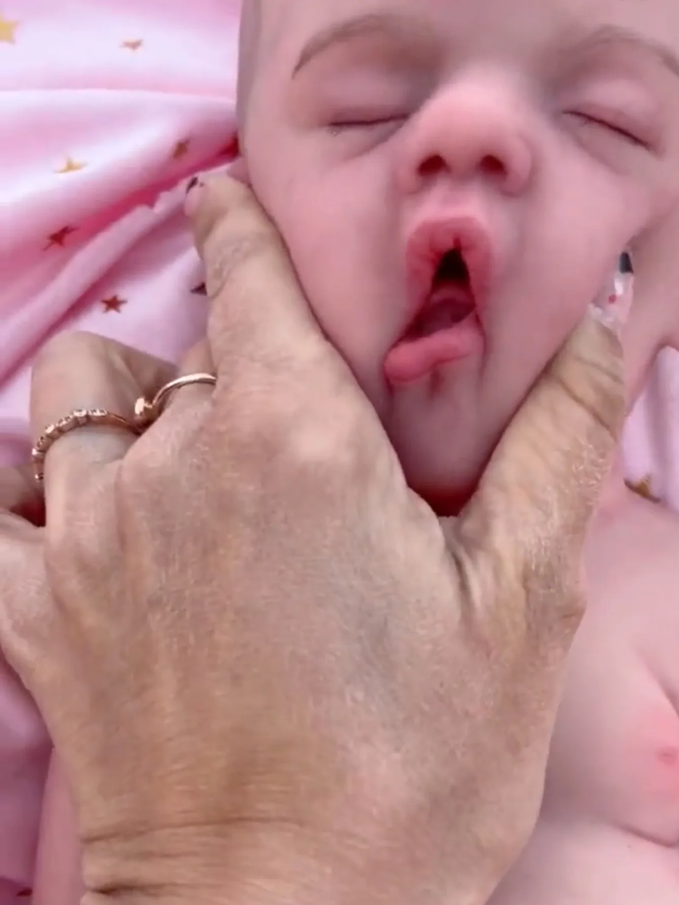 18 pouces peut ouvrir la bouche Silicone Reborn poupée fille Sam Bebe nouveau-né bébé poupée 3D peint cheveux Bebe nouveau-né bébé fille