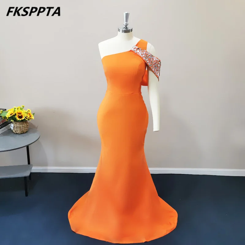 

New Design Orange Mermaid Evening Dress With Crystals One Shoulder Sweep Train Long Formal Gowns For Prom Robe De Soiree