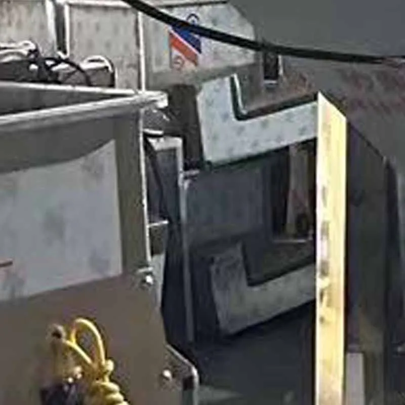 

Многофункциональная электрическая коммерческая машина для нарезки мяса и овощей: измельчение, нарезка кубиками, шинковка
