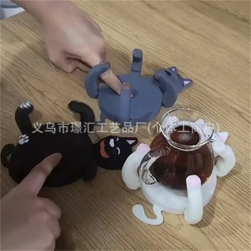 

Cute Cat Coasters Protect Your Coffee Table With Plastic Base