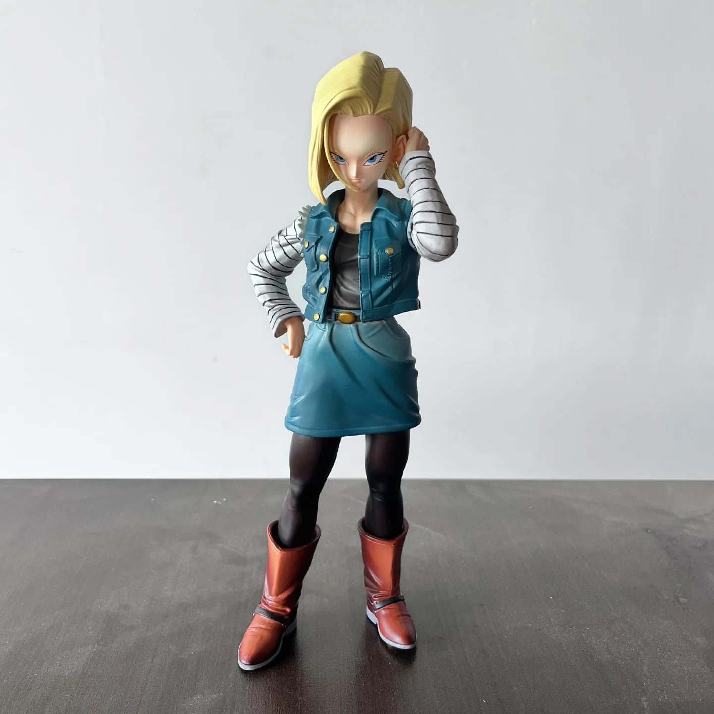 

VF Statue Anime Dragon Ball Z Android 18 Figure 28cm/11.02inch Pvc Action Figures Collection Model Toys Gifts