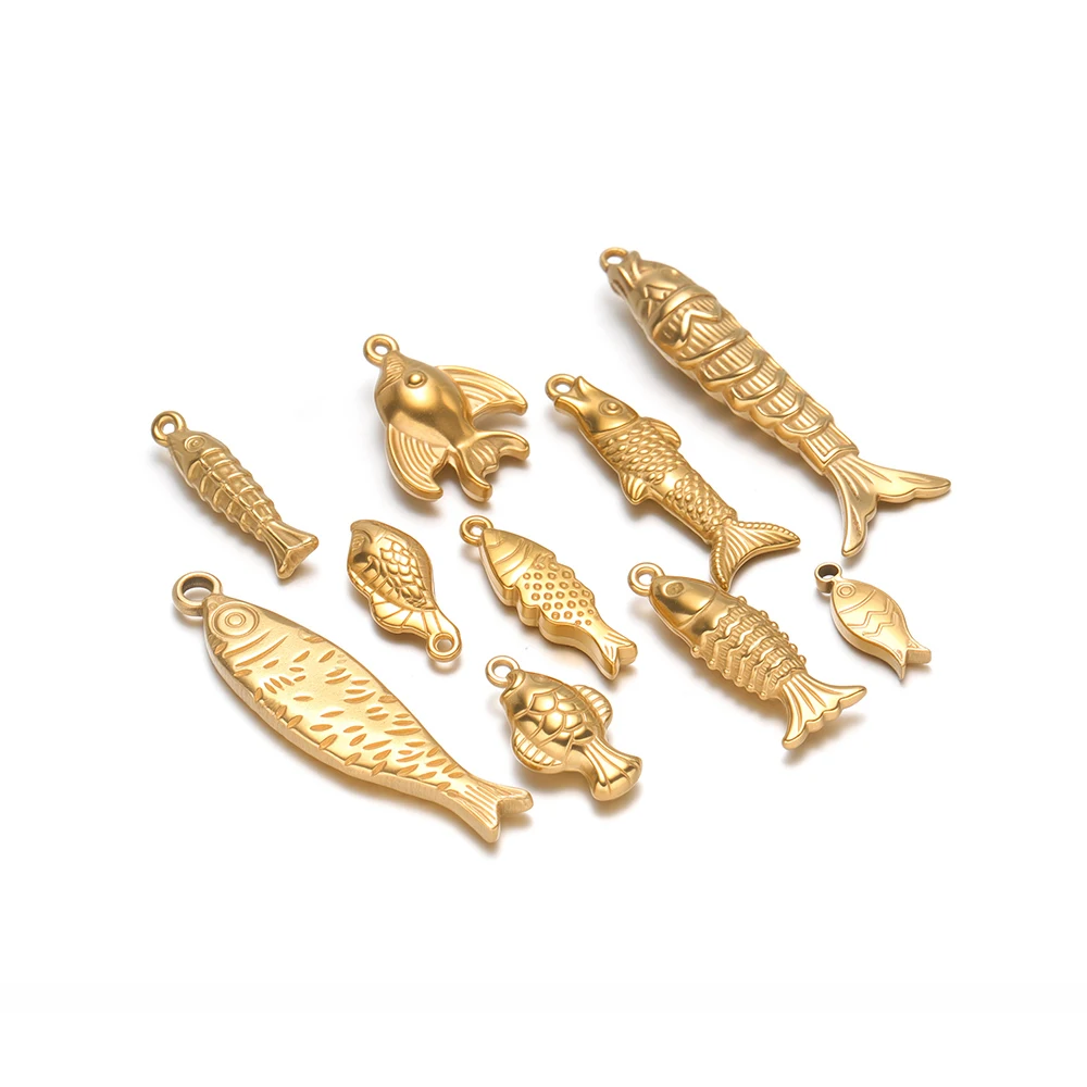 5 Stück PVD-Gold Edelstahl 3D Fisch-Anhänger für DIY Marine-Schmuckherstellung, Halsketten, Armbänder, Ohrringe