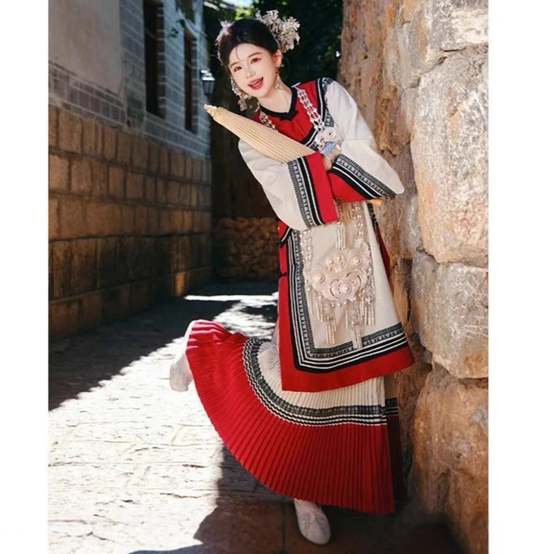 ملابس الرقص الصينية 2026 التقليدية العرقية خمر السفر التصوير مياو الأقلية صورة تبادل لاطلاق النار فستان أحمر مرحلة الحفلات #3