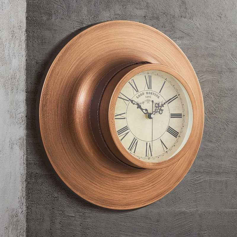 

Американский стиль Ретро Шляпа Настенные часы 15-дюймовые цифровые часы Европейский стиль Вилла Бесшумные кварцевые часы Коридор Фреска Часы Домашний декор