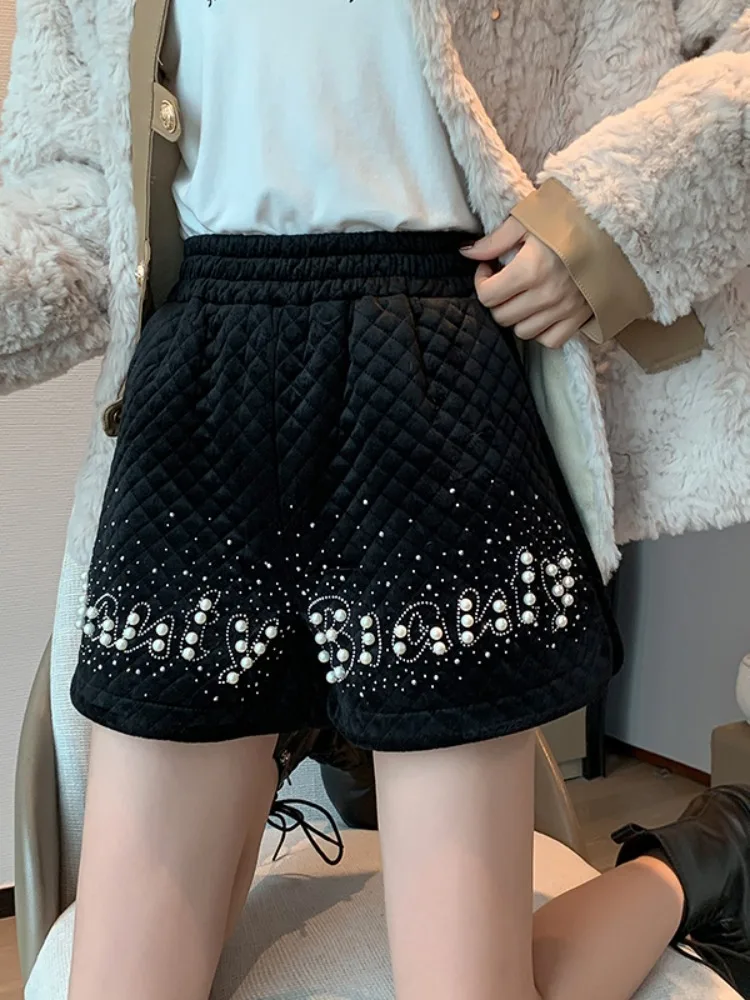 Heavy Beads Thick Quilted Shorts Women Autumn Winter Bottoms New Elastic Waist Hot Drilling Black Wide-Leg Shorts Boots Pants