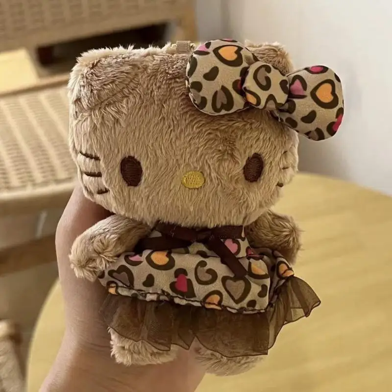 Sanrio hitam kulit Hello Kitty Leopard cetak gantungan kunci kartun mewah mainan Kawaii ransel liontin lucu boneka hadiah Halloween