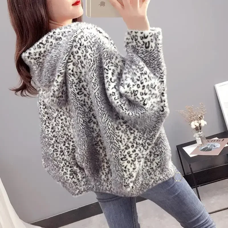 Autumn Winter Leopard Print Thick Warm Soft Cropped Faux Mink Knitted Blazer Women Batwing Sleeve With Hooded Collar Jacket