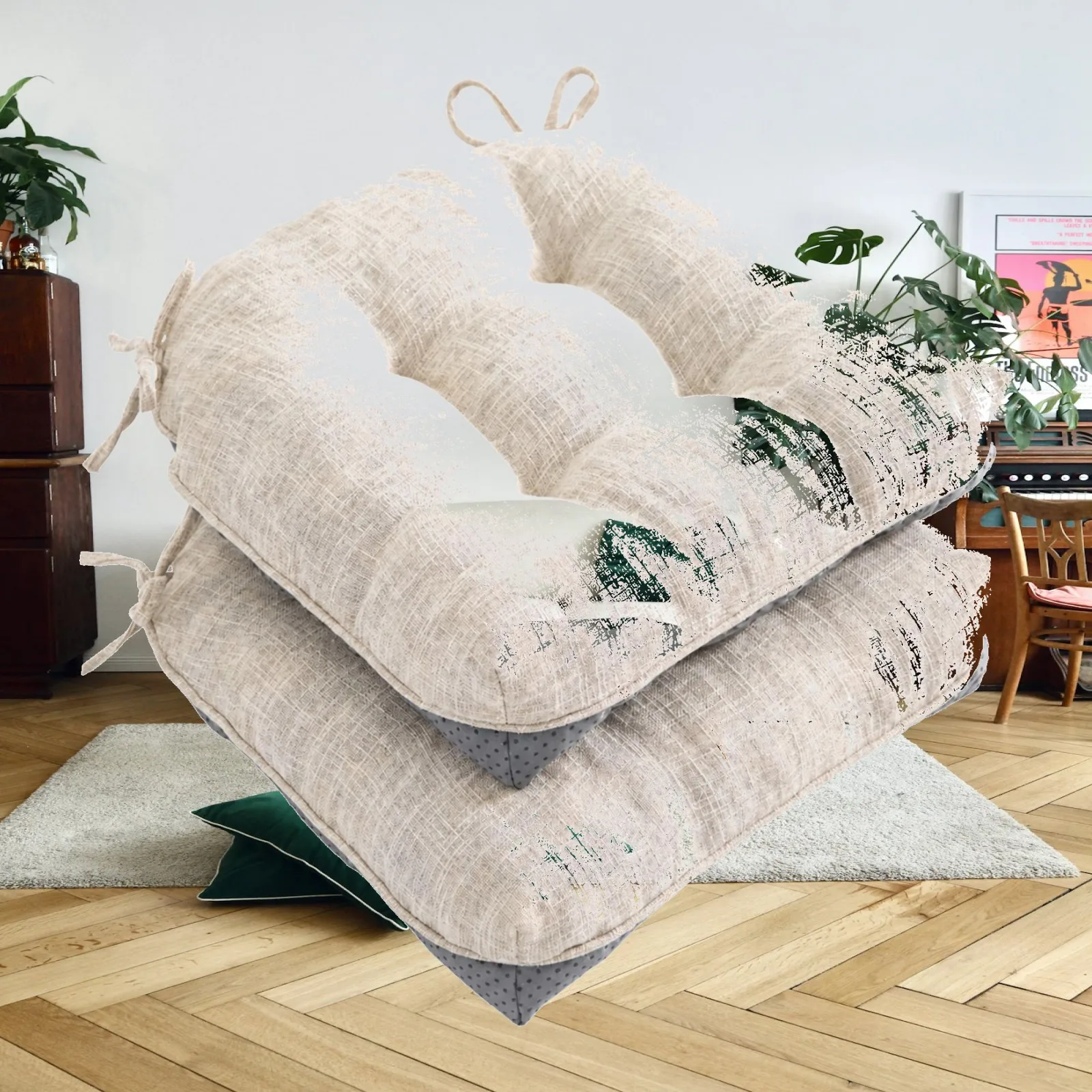 Soft Shredded Sponge Chair Cushion with Raised Border and Corner Ties for Wooden Seats