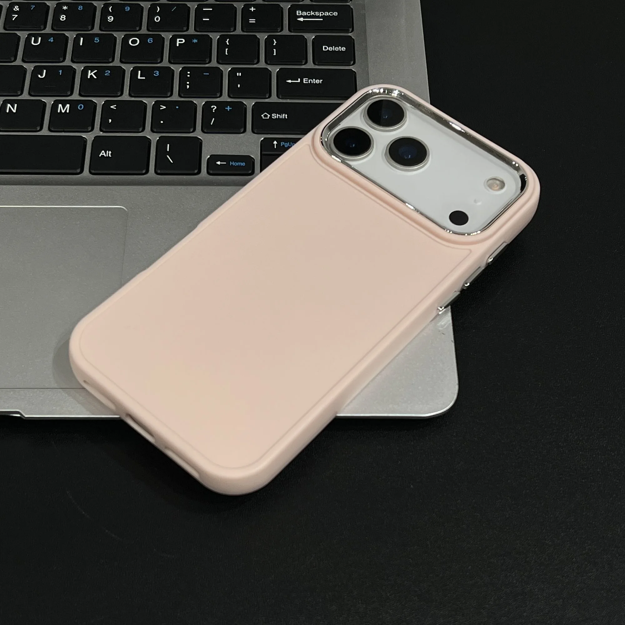 

Чехол для телефона розового цвета для iphone 17 pro max 16 15 plus 14 13 11, защита камеры, противоударный силиконовый чехол для iphone 12, бампер