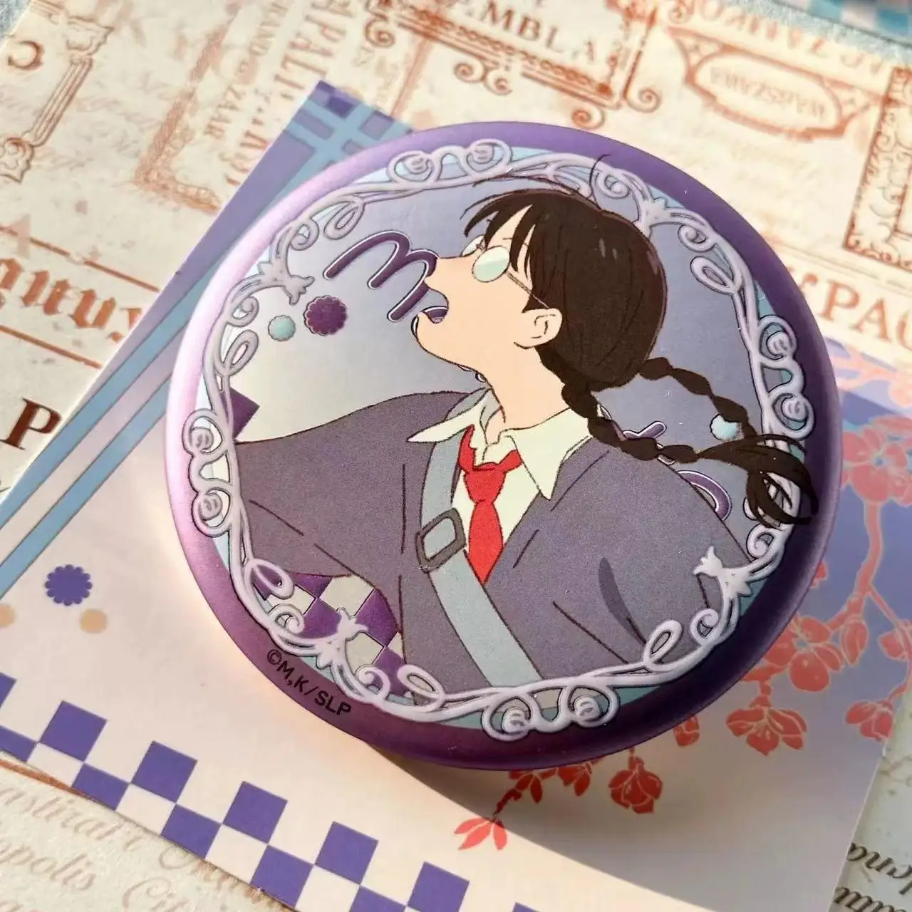 مجموعة شارات الرسوم المتحركة Skip and Loafer - دبابيس المينا لشخصية شيزوكو ميكورا وسوسوكي شيما الفاخرة (النمط الياباني)