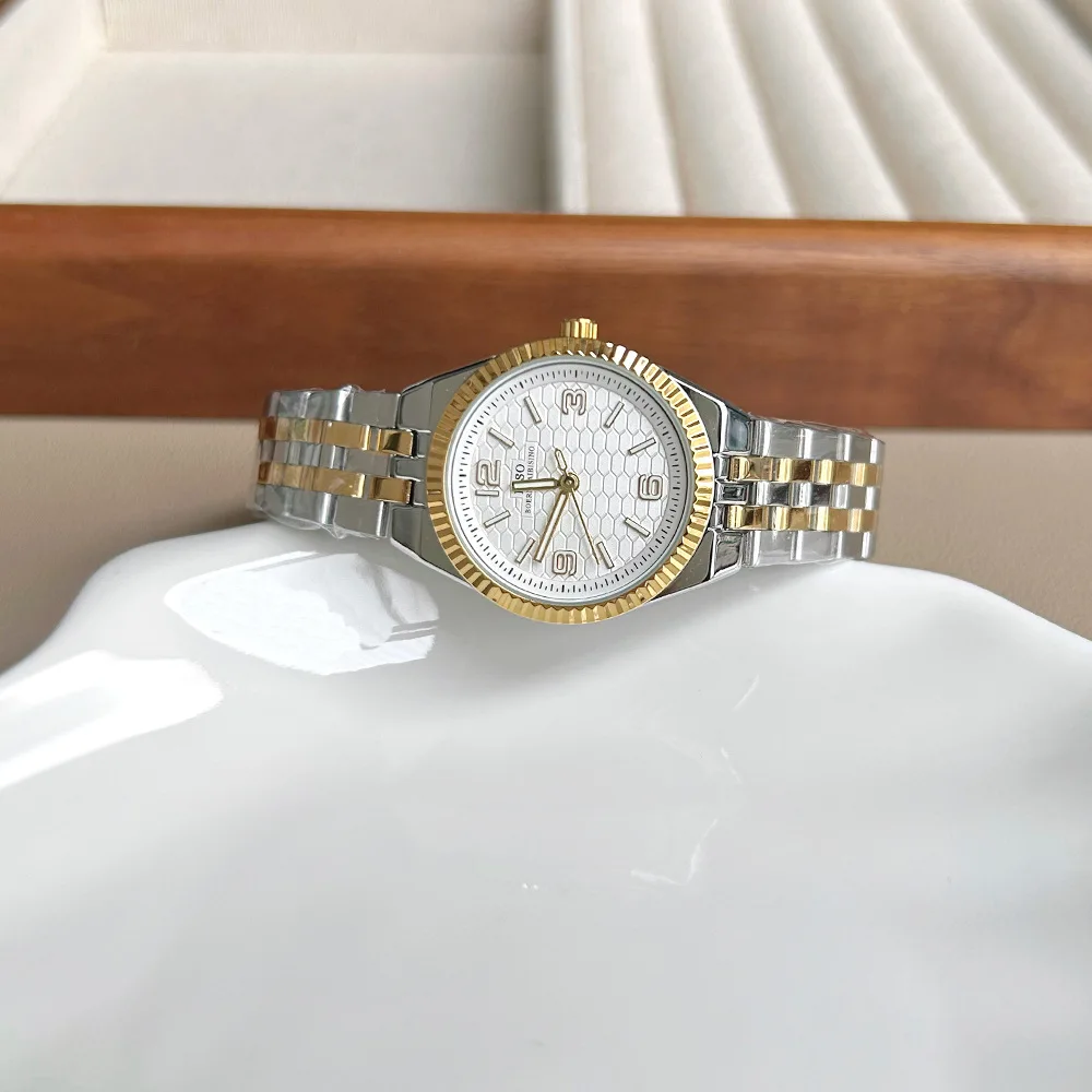 New Classic Women'S Watch With A Stylish Small Dial And Steel Band; High-Quality Ladies' Wristwatch And Timepiece Accessory.