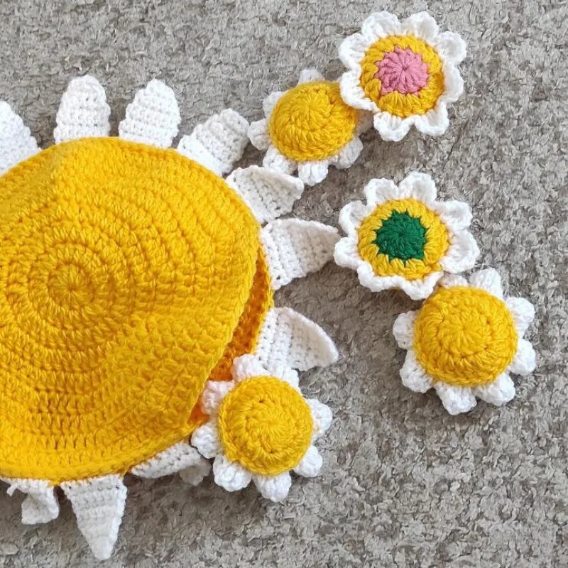 

Crochet Memory Game with Sunflower for Mom and Baby, Matching Game, Physical Item, Original, Educational Toys