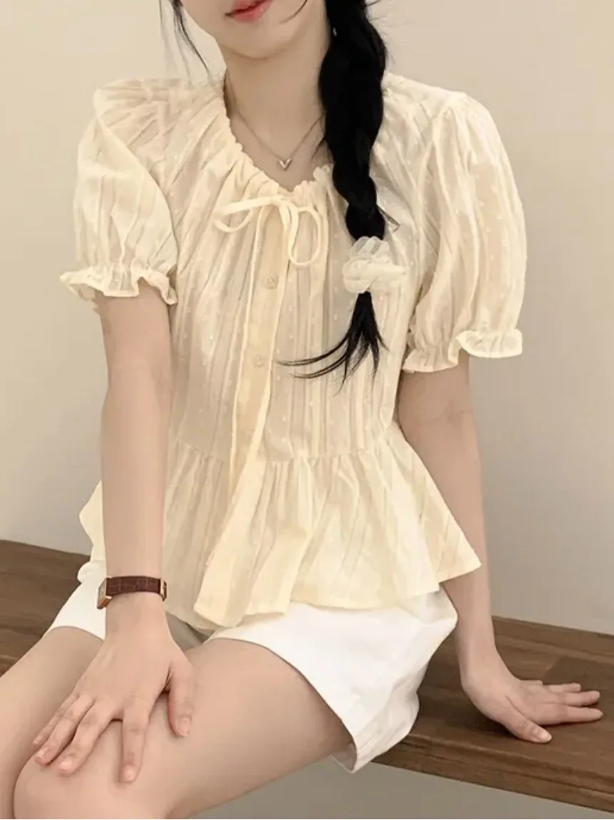 เสื้อเบลาส์ผู้หญิงทรงหลวม แขนสั้น แต่งลูกไม้ รุ่นเกาหลี ลายจุด 3 มิติ ผูกโบว์ สไตล์ลำลอง แฟชั่นฤดูร้อน