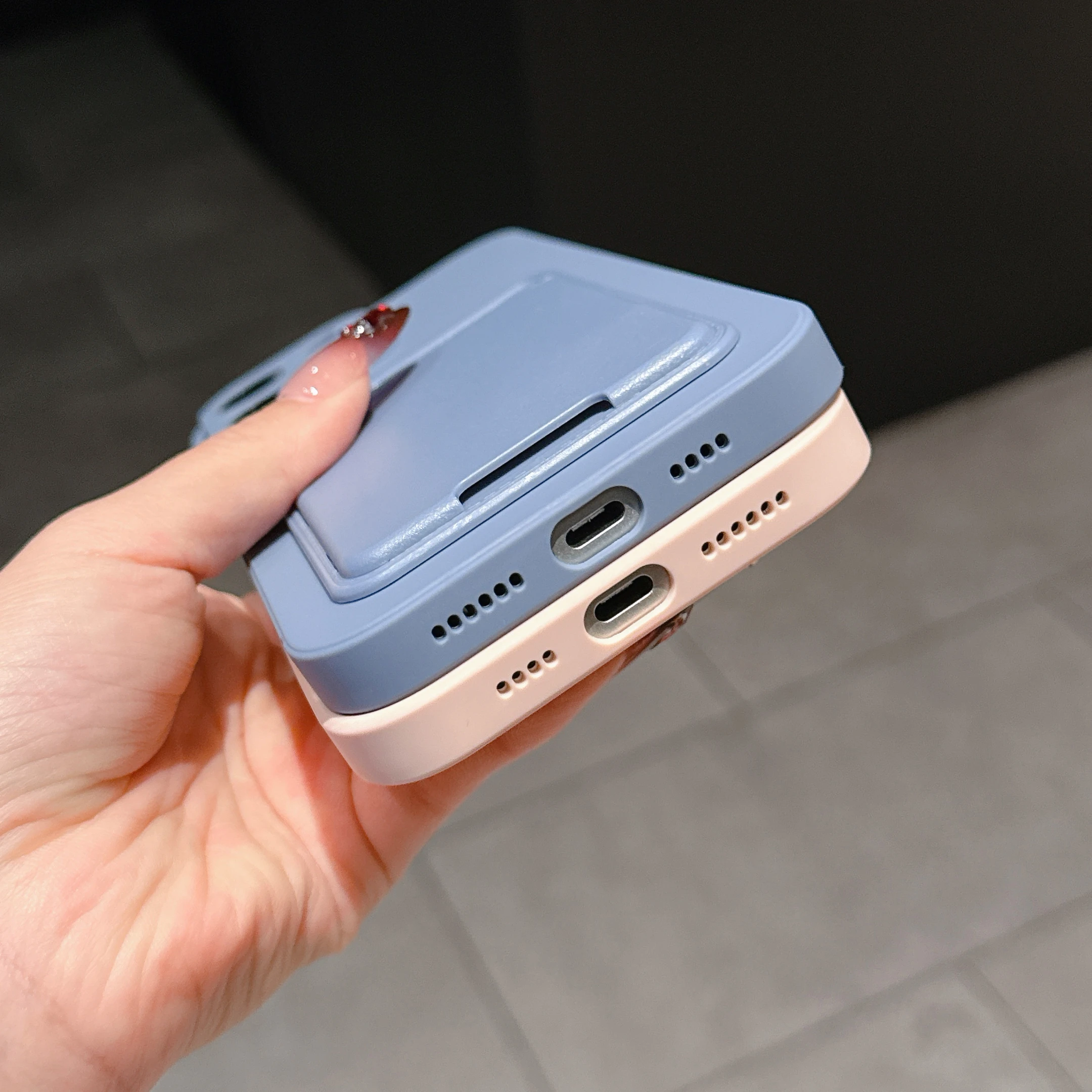 Cartera de silicona líquida de lujo con ranura para tarjetas, funda de teléfono con soporte para iPhone 16 15 14 Plus 13 12 11 Pro Max XR X S 7 8 SE, funda trasera