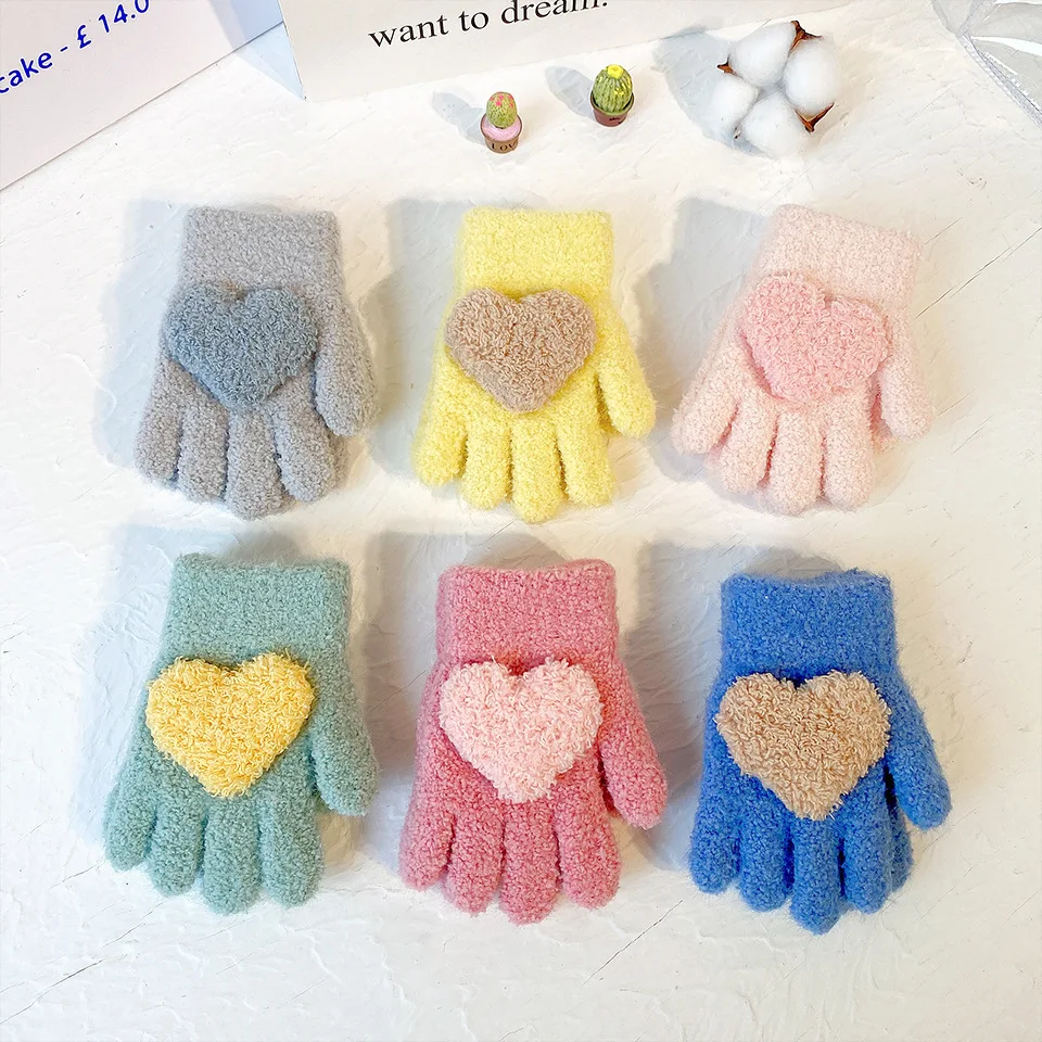 3-6 years old winter solid color children's love gloves, warm and cold resistant, all finger thick, boys' and girls' hand warmer