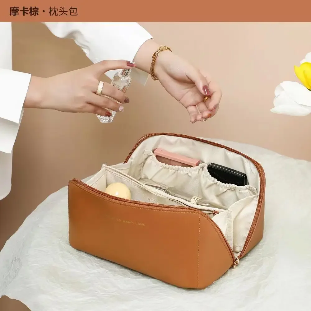 Large Leather Travel Cosmetic Bag for Women Girl Cosmetic Organizer High-capacity Makeup Bag Storage Pouch For Female Makeup Box