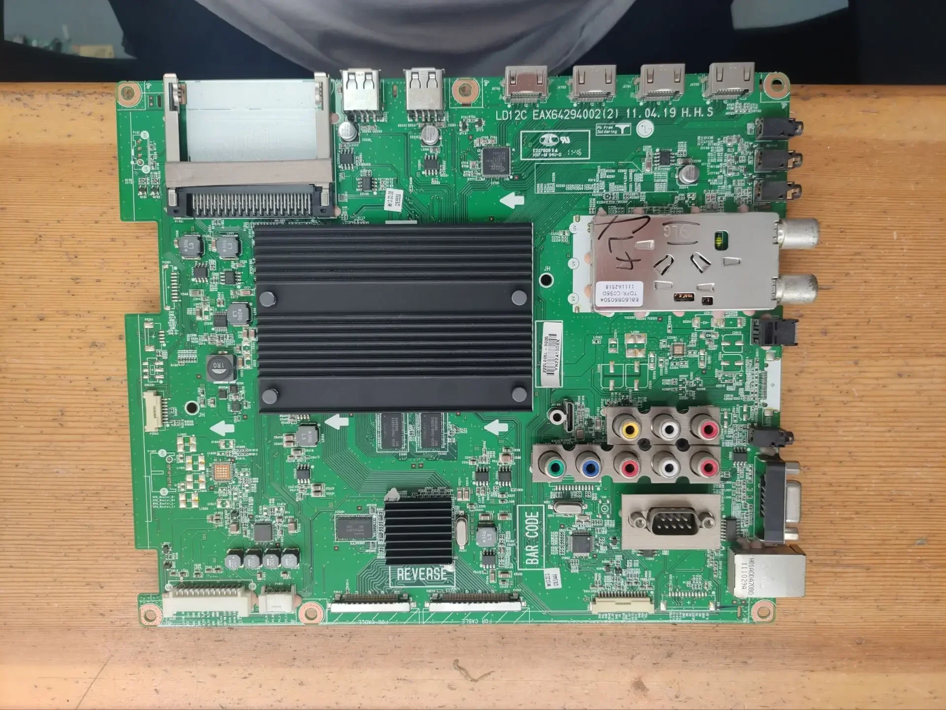 

2025Оригинальная 42/47/55 LW5500/6500-CA Основная плата LD12C EAX64294002 Выбор экрана