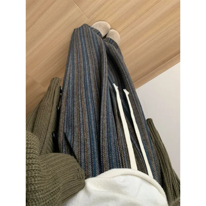 秋冬の女性向けニューレトロストライプベルベット厚手ルーズストレートカジュアルワイドレッグパンツ