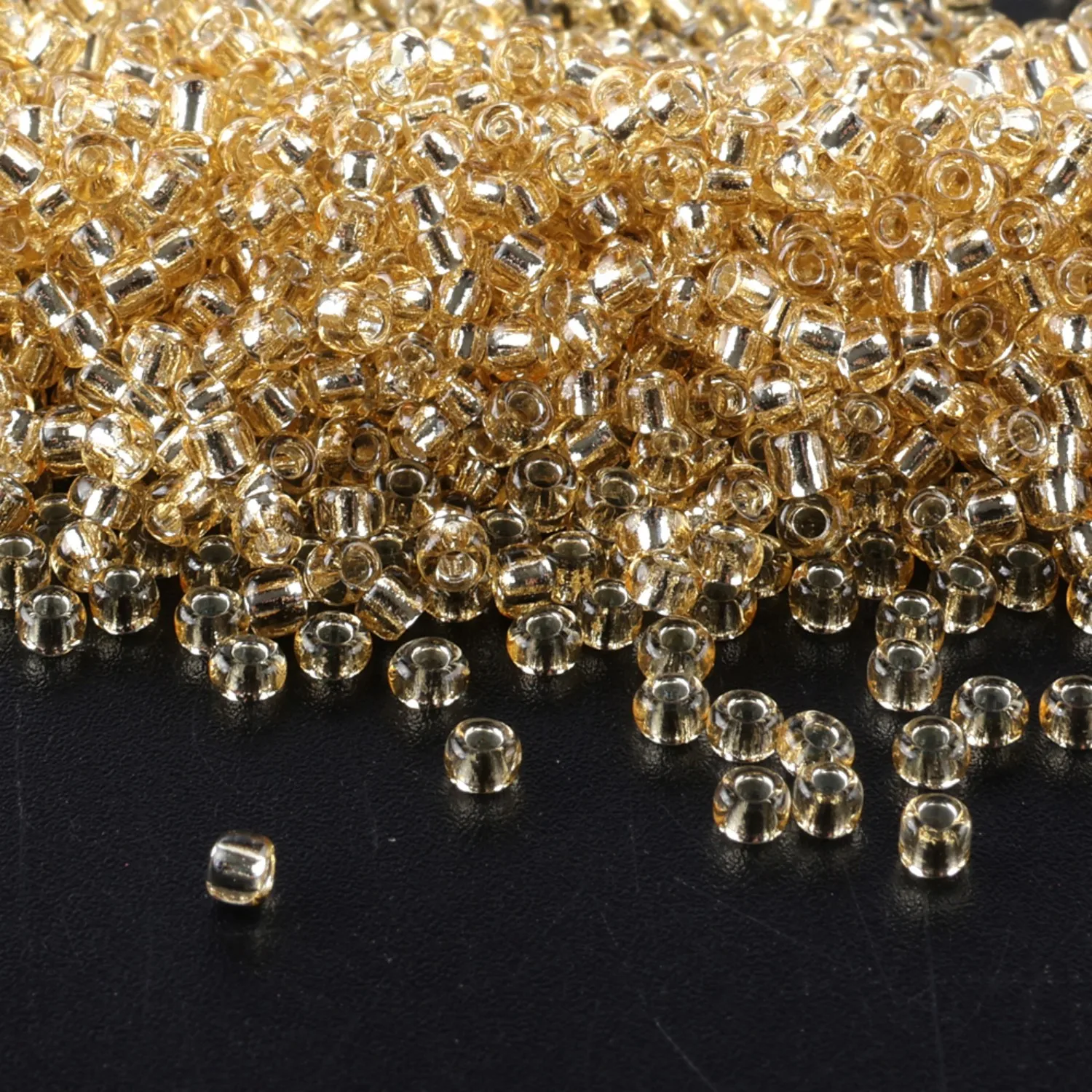 Hochwertige Heimwerker-Saatperlen 11/0 Runde Glasperlen Schmuckzubehör 10g/Röhrchen, Geeignet für Alle Arten von DIY-Näh- und Handarbeiten – Detail 2