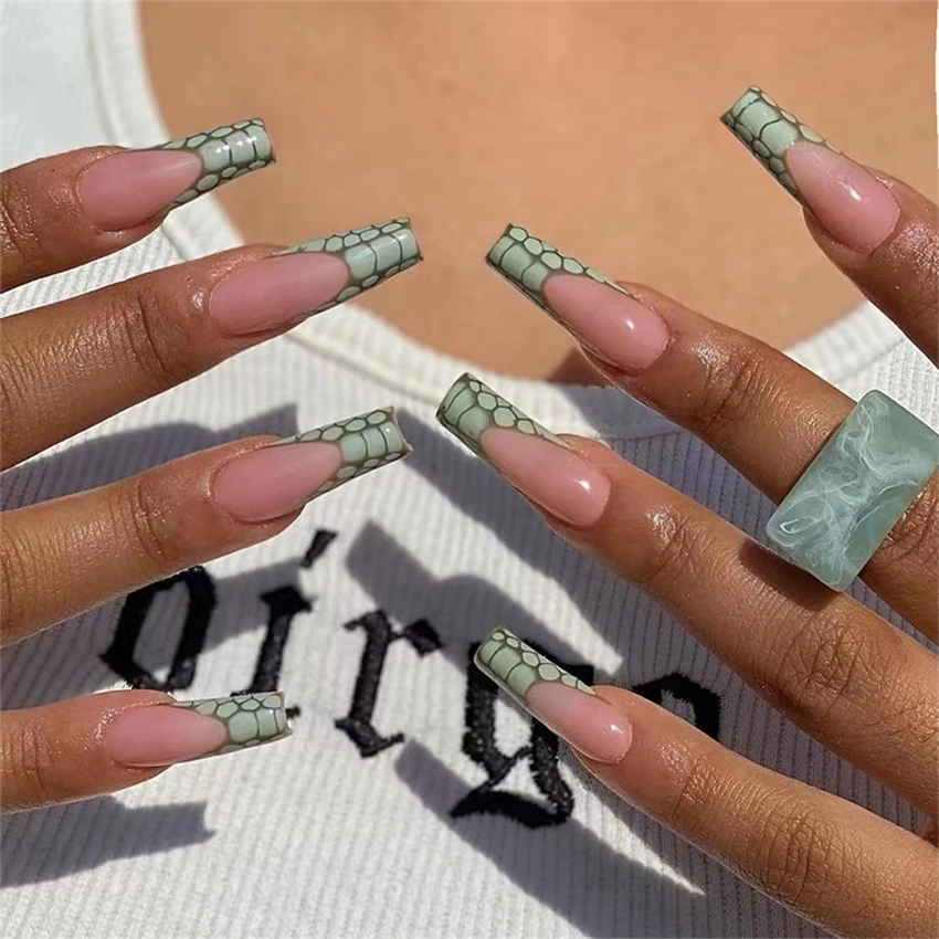 

24Ps/Set Crocodile Texture Design Wearing False Nail Adhesive Acrylic Fake Nail Art Removable Artificial Flat Head Press on Nail