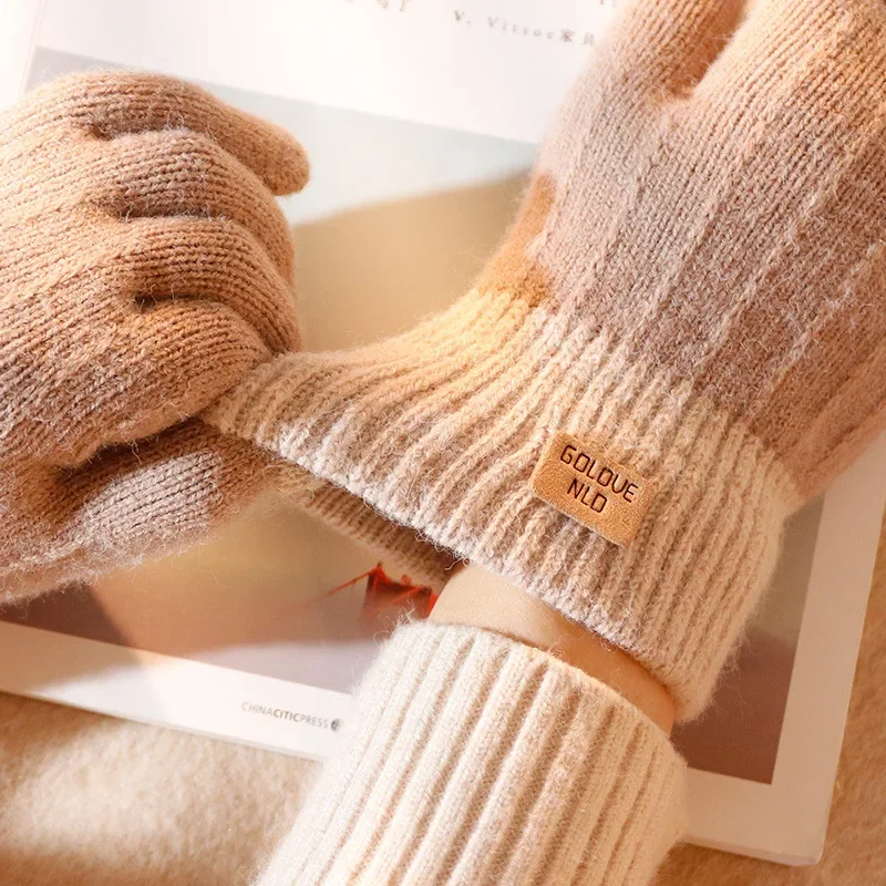 Women Men Warm  Screen Gloves Stretch Knit Mittens Wool Full Finger Guantes Female Crochet Glove