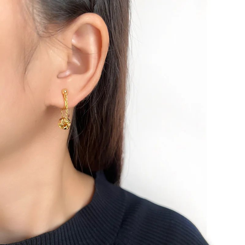 New Tassel Metal Ball Earrings Simple No Ear Holes Mosquito Coil Ear Clip Female Gift Wholesale