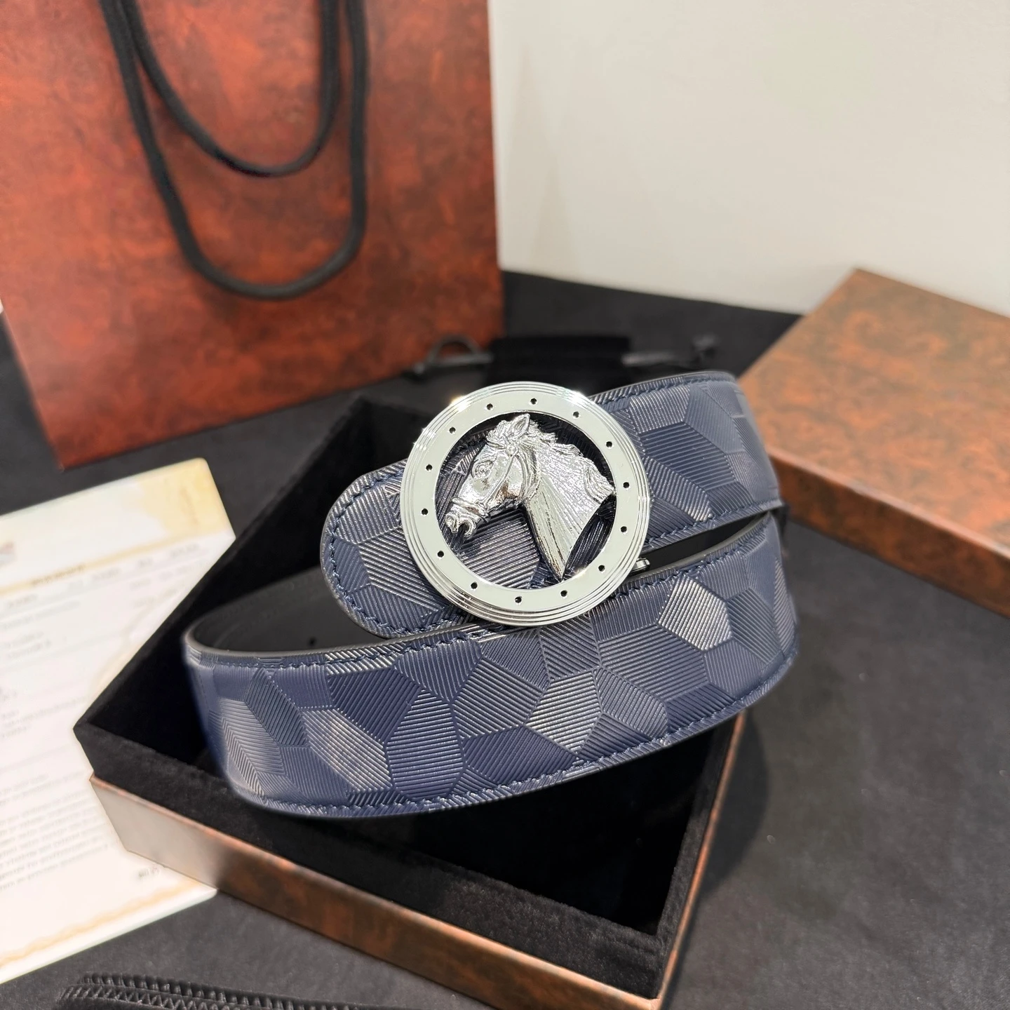 

Handmade Men's Belt Luxury Brand Double-Sided Leather Embossed Top-Grain Cowhide Exquisite Horse Head Steel Buckle Holiday Gifts