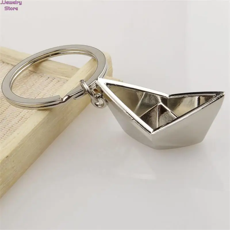 1X Men's Sailing Paper Boat Lovely Keychain Metal Alloy Boat Key Chains Key Rings Lucky Gift for Sailor Men Women Charms Pendant