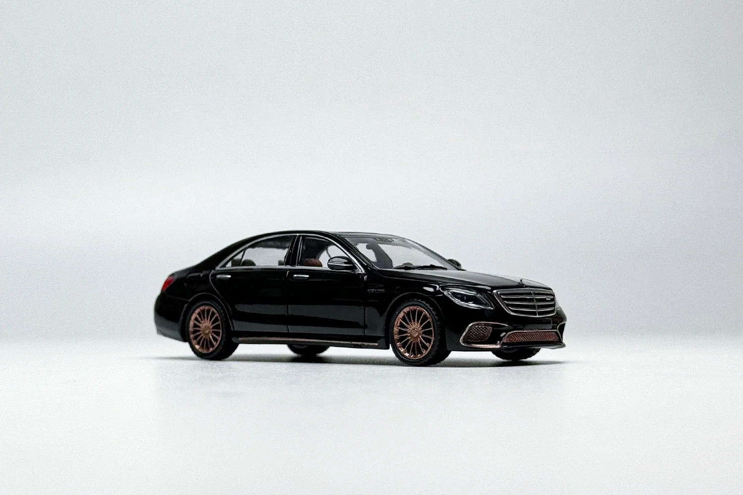 Kingmodel 1:64 S65L  W222 final edition  Diecast Model Car